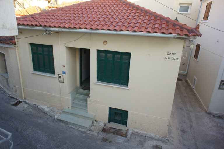 Image Μονοκατοικία 75 τ.μ. Μύρινα  110.000 ευρώ