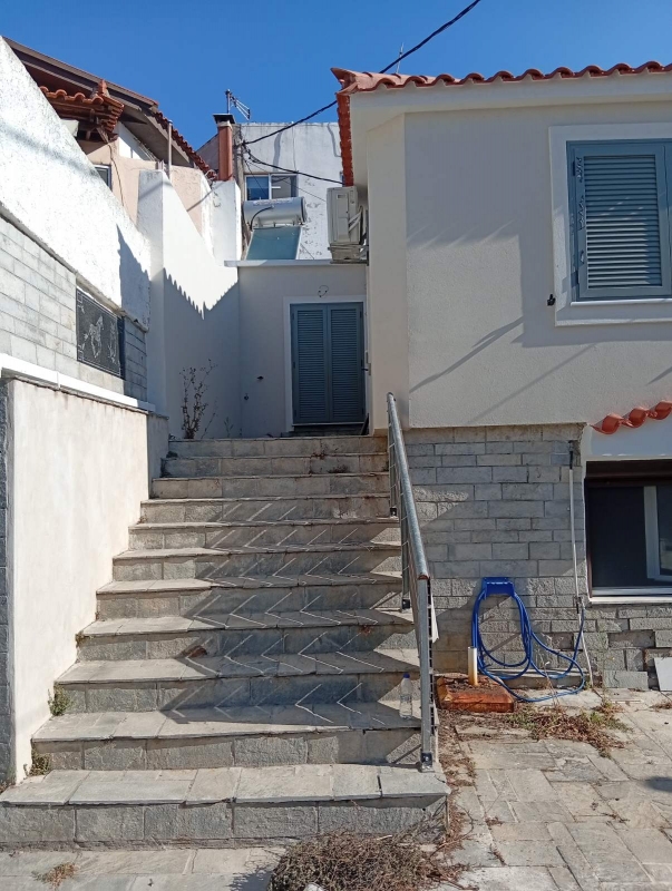 Image ΜΟΝΟΚΑΤΟΙΚΙΑ ΣΤΗ ΜΥΡΙΝΑ 90 Τ.Μ. 230.000 ΕΥΡΩ