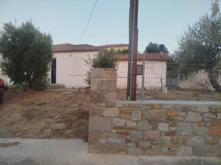 Image ΜΟΝΟΚΑΤΟΙΚΙΑ ΣΤΑ ΚΑΜΙΝΙΑ 72 Τ.Μ. 130.000 ΕΥΡΩ